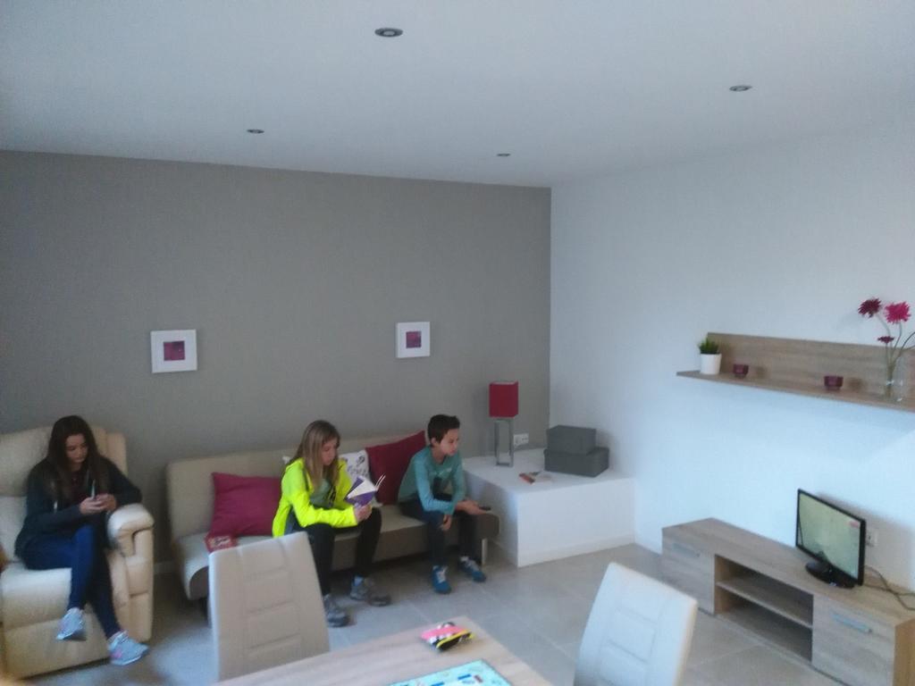 Cal Jordi, Fulleda Apartment ภายนอก รูปภาพ