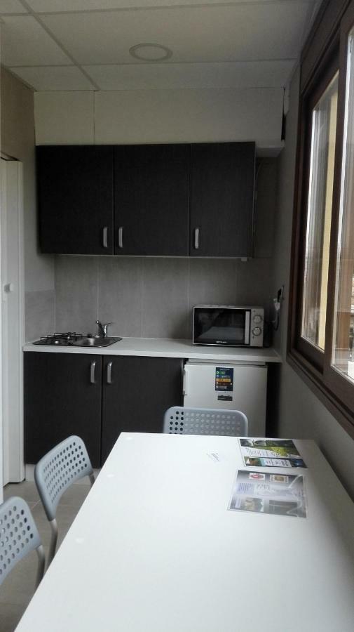 Cal Jordi, Fulleda Apartment ภายนอก รูปภาพ